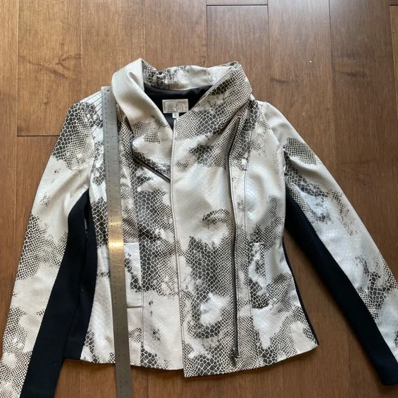 Python Snake Print Jacket Blazer - Picture 2 of 15